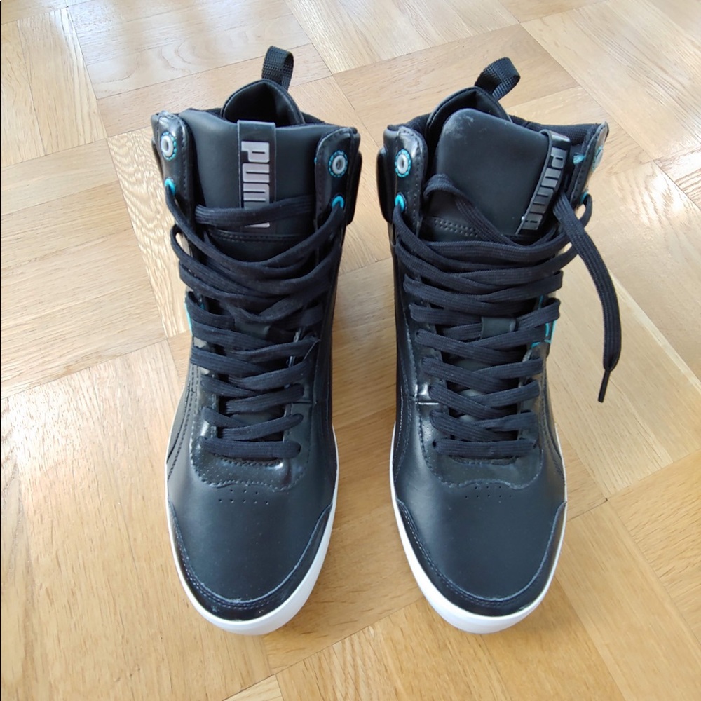 Men’s Puma sneakers size 11